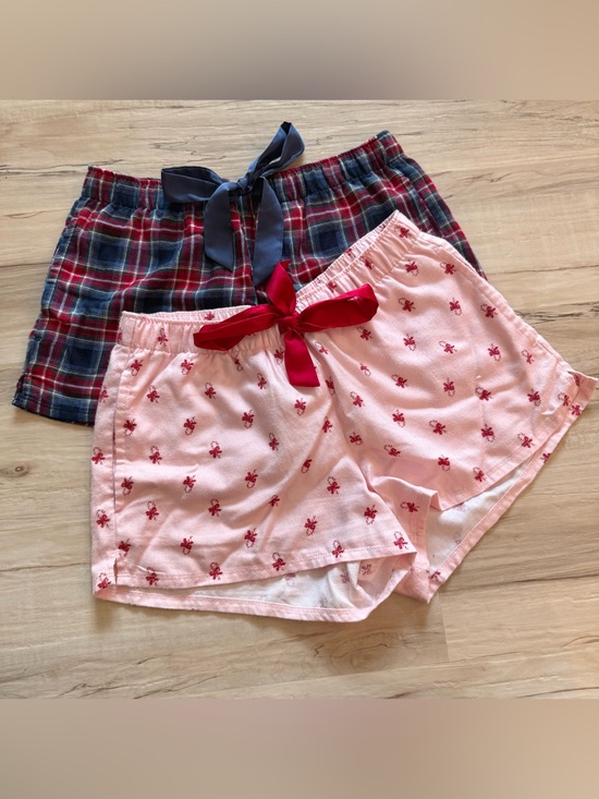 Hollister Other - Hollister Pink Floral & Plaid Sleep Shorts Set with Bow Accents